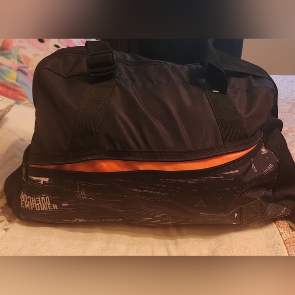 Reebok duffel bag - Picture 2 of 9